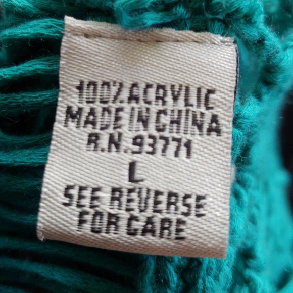 Darling Camille & Co crocheted top - Picture 5 of 5